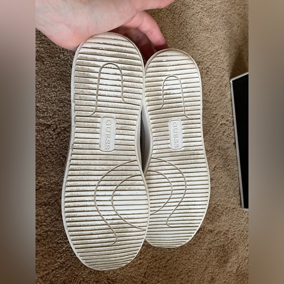 Guess Catchings men’s shoes white/holographic - Picture 7 of 15